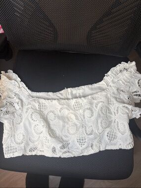 H&M White Lace Off-Shoulder Crochet Crop Top